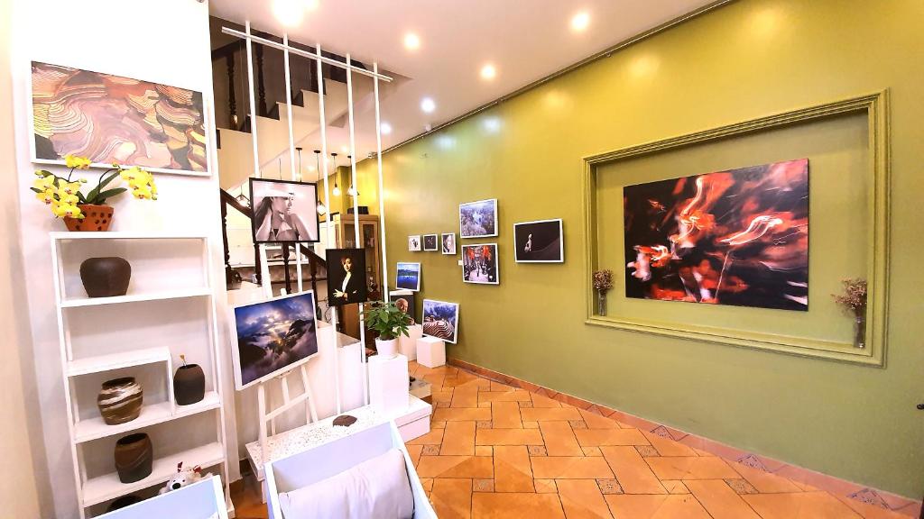 De Studio HomeStay – Hanoi